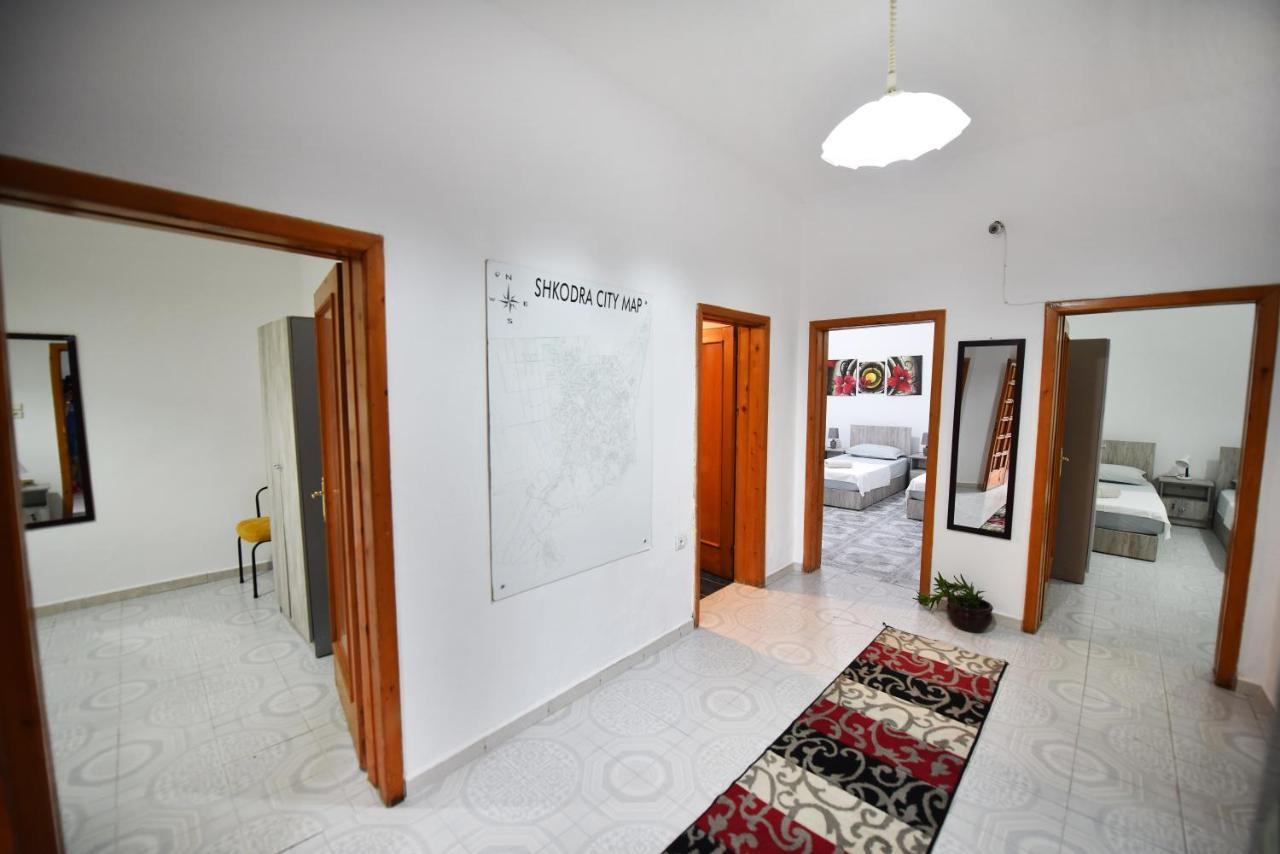 12 B&B Shkodër Exterior foto